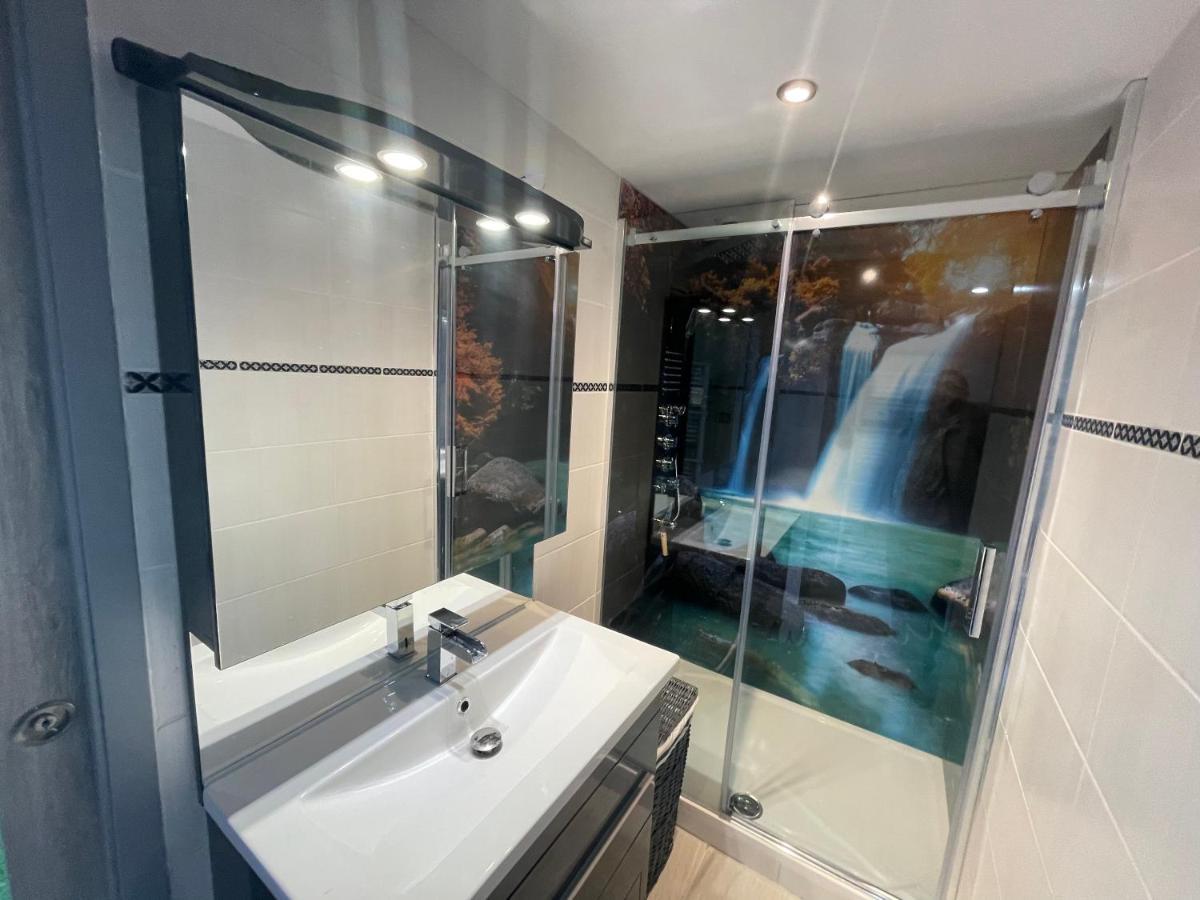 Villa Le Miroir Domerat Esterno foto